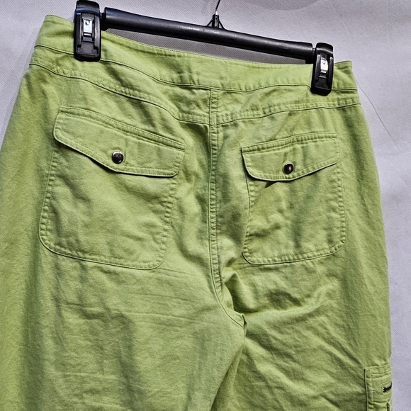 Chico's Lime Green 100% Cotton Multi Pocket Capri Pants Size 0.5 or US 6 - Picture 5 of 7